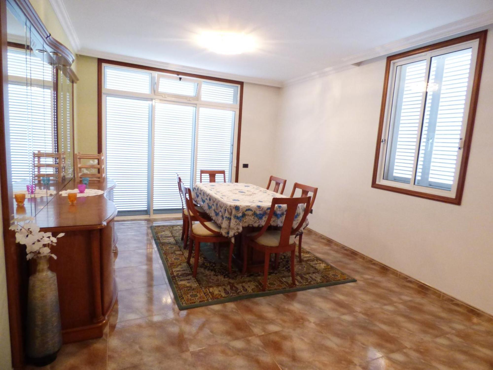 Villa Casa Adora Mit 3 Schlafzimmern, Garten Und Meerblick *